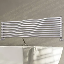 Viadurini Radiators Heizkörper Hydraulisch-Hydraulischer Heizkörper mit horizontal gebogenen Elementen, hergestellt in Italien – Zucchero