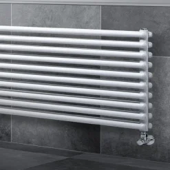 Viadurini Radiators Heizkörper Hydraulisch-Hydraulischer Heizkörper mit doppelter Reihe horizontaler Elemente, hergestellt in Italien – Strega