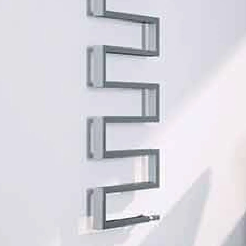 Scirocco H Design Heizkörper Chrom|Heizkörper Hydraulisch-Hydraulischer Heizkörper vertikal Snake von verchromt