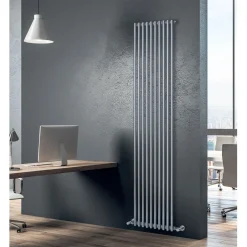 Viadurini Radiators Heizkörper Hydraulisch-Hydraulischer Kühler aus Kohlenstoffstahl, hergestellt in Italien – Cannoli