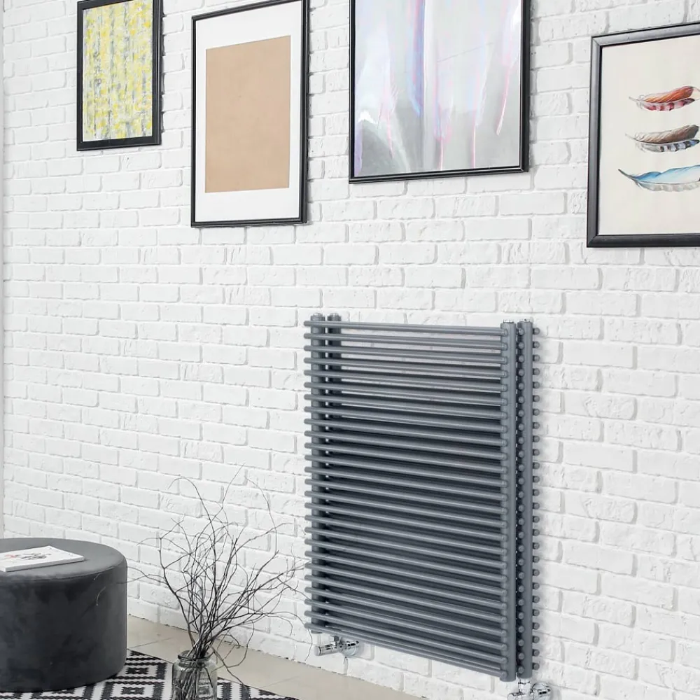 Viadurini Radiators Heizkörper Hydraulisch-Hydraulischer Stahlheizkörper mit drei Abschnitten von Made in Italy Elements – Ciambella