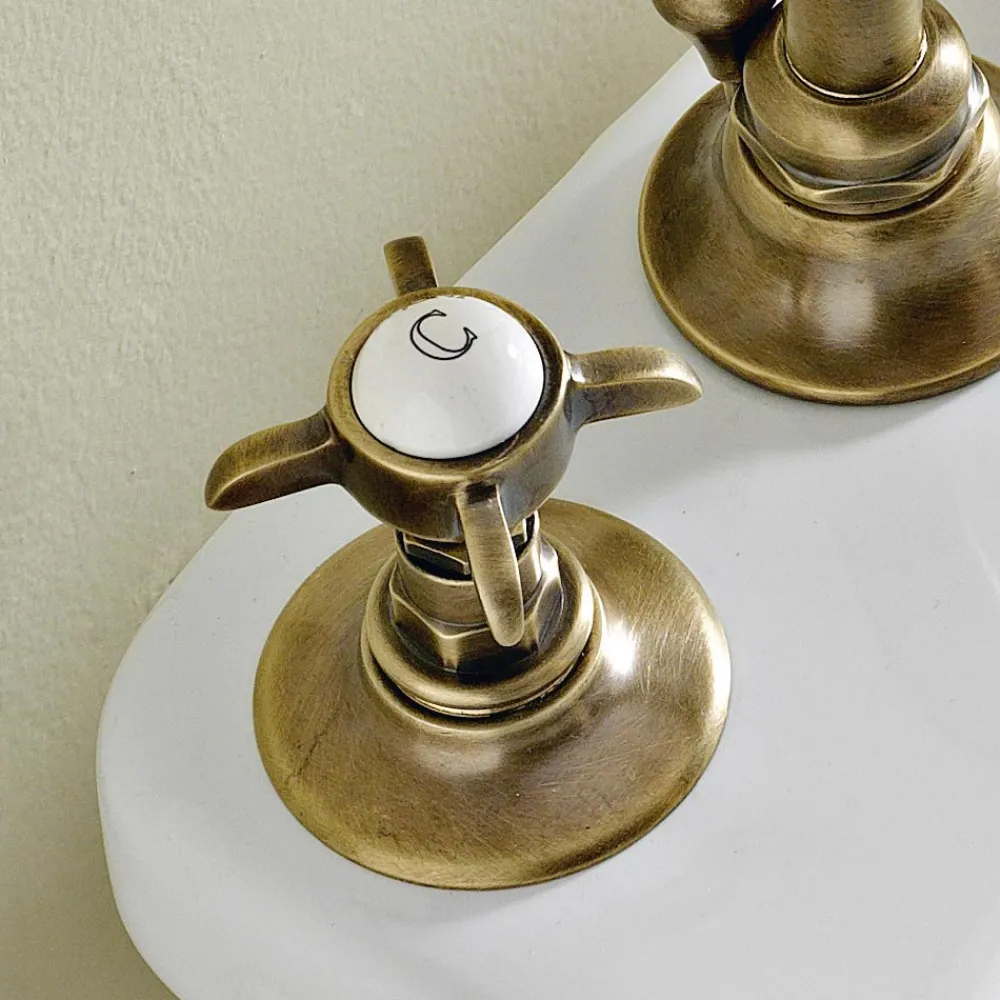 Viadurini Taps Bidetarmaturen-Klassische 3-Loch-Bidetbatterie aus Messing und Schmetterlingsgriffen - Miriano