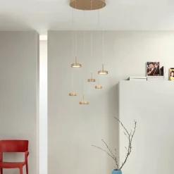 Viadurini Lighting Moderne Kronleuchter-Kronleuchter mit 6 LEDs und rundem Sockel aus goldlackiertem Metall – Hainbuche