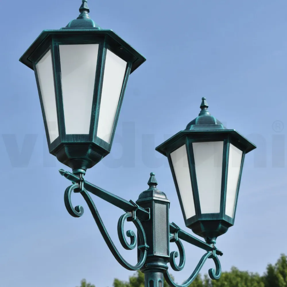 Viadurini Lighting Gartenlampion-Laternenpfahl 2 Lichter aus Aluminium und Glas Made in Italy Vintage - Janira