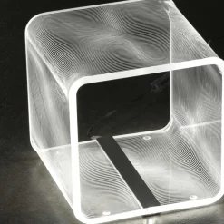 Viadurini Lighting Moderne Tischlampen-LED-Lampe in transparentem Acryl-Kristall-Laser-Dekor - Robiola