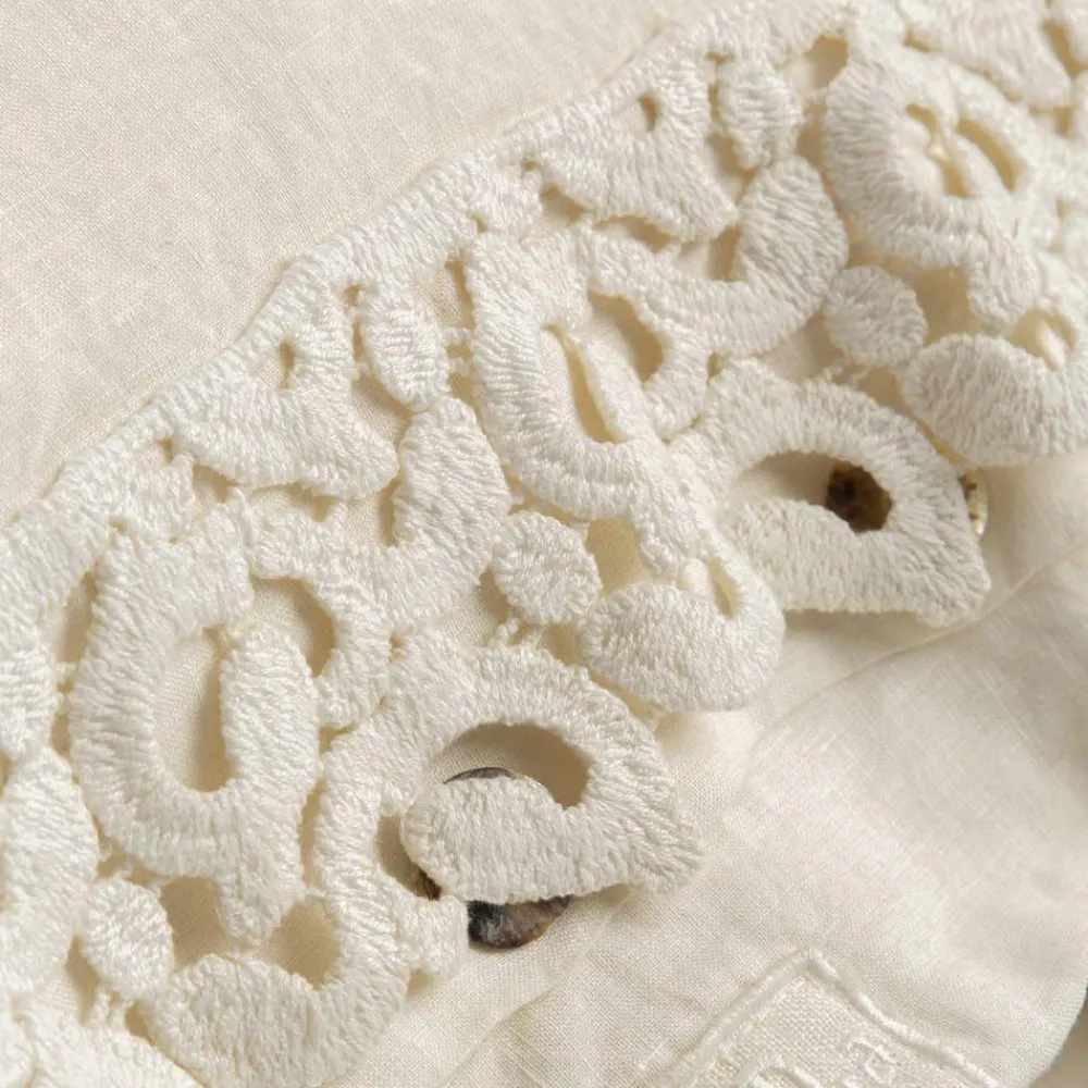 Viadurini Textile Kissenbezüge-Leinen Kissenbezug mit Poema Spitze und Butter oder schwarzen Schnürsenkeln Made in Italy - Masone