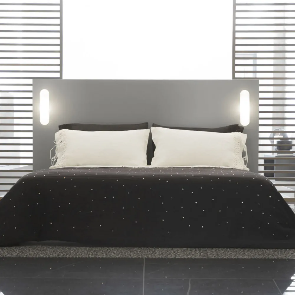 Viadurini Textile Kissenbezüge-Leinen Kissenbezug mit Poema Spitze und Butter oder schwarzen Schnürsenkeln Made in Italy - Masone