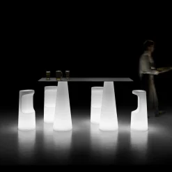 Viadurini in the Garden Lichtmöbel|Outdoor Hocker-Leuchtender Außenhocker aus Polyethylen mit LED-Licht Made in Italy - Forlina