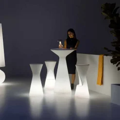 Viadurini in the Garden Lichtmöbel-Leuchtender Außenhocker aus Polyethylen mit LED Made in Italy - Desmond