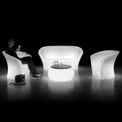 Viadurini in the Garden Lichtmöbel|Sessel Kunststoff-Leuchtender Outdoor-Sessel aus Polyethylen mit LED-Licht Made in Italy - Conda