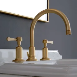 Viadurini Bathroom Waschbeckenarmaturen-3-Loch-Waschtischmischer mit hohem Auslauf und Ablaufgarnitur aus Messing, hergestellt in Italien – Rot