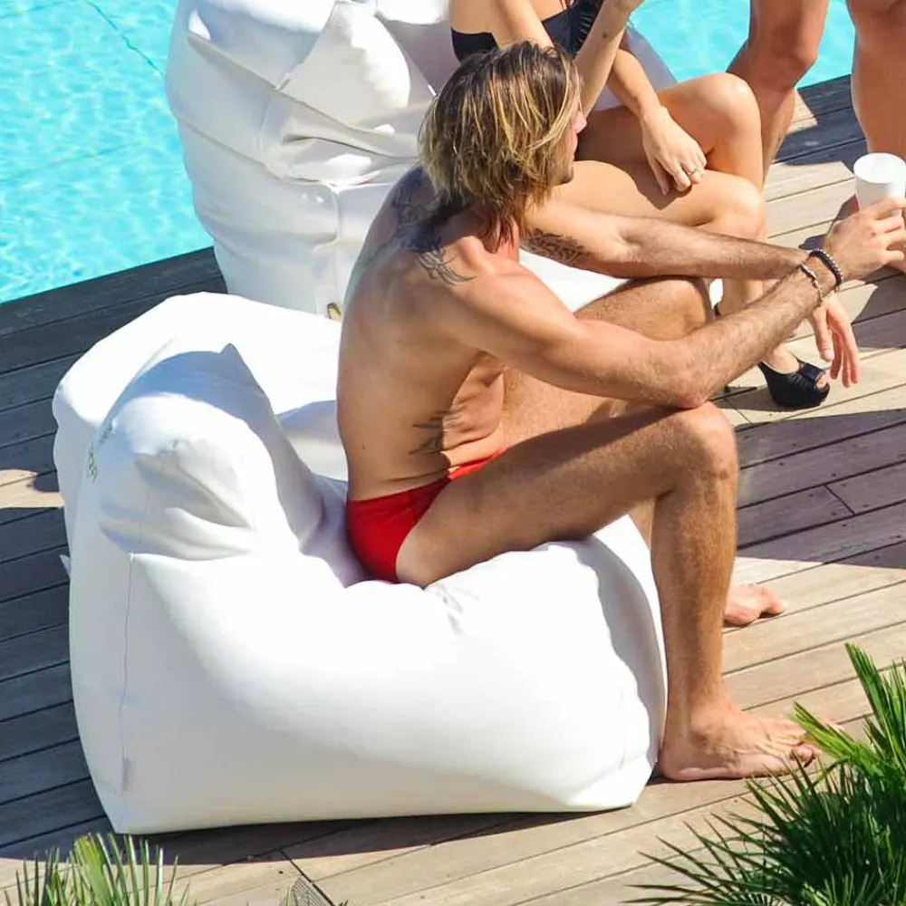 Trona Stoffsessel-Lounge Sessel aus weißen Kunstleder mit optimalen Sitzkomfort