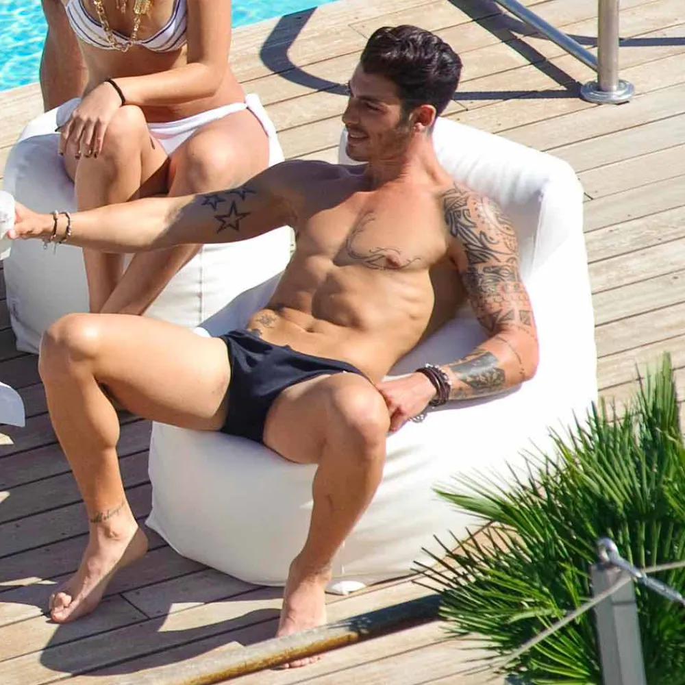 Trona Stoffsessel-Lounge Sessel aus weißen Kunstleder mit optimalen Sitzkomfort