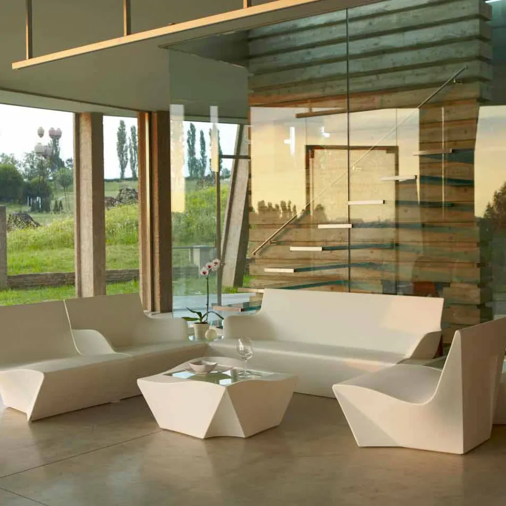 SLIDE Sessel Kunststoff-Loungesessel Kami Ichi aus Italien