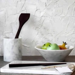 Viadurini Kitchen Küchenzubehör-Made in Italy Design Schneidebrett aus Carrarra White Marble - Masha