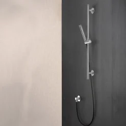 Viadurini Taps Duscharmaturen-Minimalistischer Wasserhahn und Steckdose aus Edelstahl AISI 316L - Klauen