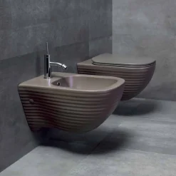 Viadurini Bathroom Wc-Moderne Hängetoilettenvase aus weißer oder farbiger Keramik Trabia