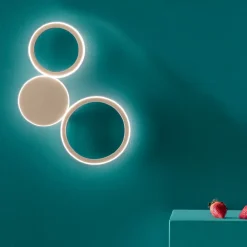 Viadurini Lighting Moderne Wandleuchten-Moderne LED-Wandleuchte mit goldlackierter Metallstruktur - Punto