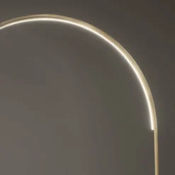 Viadurini Lighting Moderne Stehlampen-Moderne Stehlampe mit dimmbarem LED-Licht aus lackiertem Metall – Picea