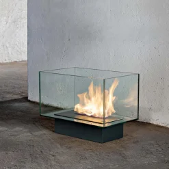 Viadurini Fire Design Bodenkamine Bioethanol-Moderner Designboden Bio-Kamin aus Glas und Stahl oder Corten - Bradley
