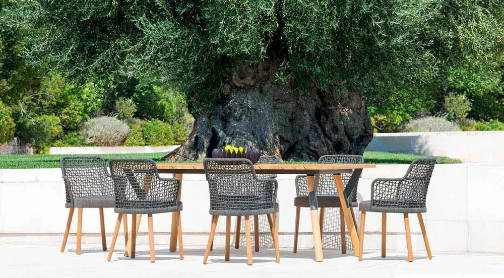 Varaschin Holzsessel-Moderner Gartensessel aus massivem Irokoholz Emma