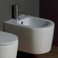 Viadurini Bathroom Bidet-Modernes hängendes Bidet aus Keramik Shine Square 50x35, made in Italy