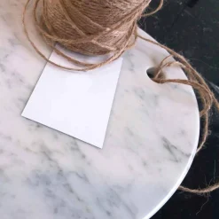 Viadurini Kitchen Küchenzubehör-Modernes ovales Schneidebrett aus weißem Carrara-Marmor Made in Italy - Masha