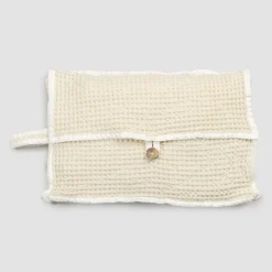 Viadurini Textile Italienische Mode-Natürliche weiße Waben-Baumwoll-Clutch-Tasche mit Perlmuttknopf - Anteha