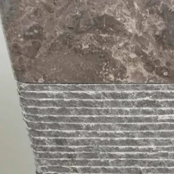 Viadurini Bathroom Steinwaschbecken-Natürliches graues Steindesign freistehendes Becken Taffy, Einzelstück