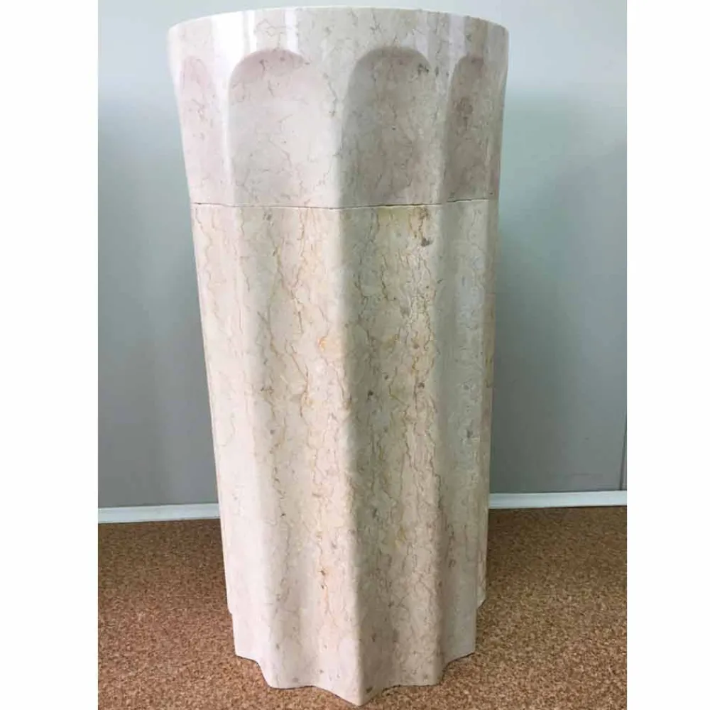 Viadurini Bathroom Steinwaschbecken-Naturstein freistehendes Waschbecken weiße Farbe Daisy, Einzelstück