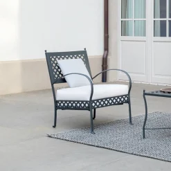 Viadurini in the Garden Metallsessel-Niedriger Gartensessel aus verzinktem Stahl mit Armlehnen Made in Italy - Selvaggia