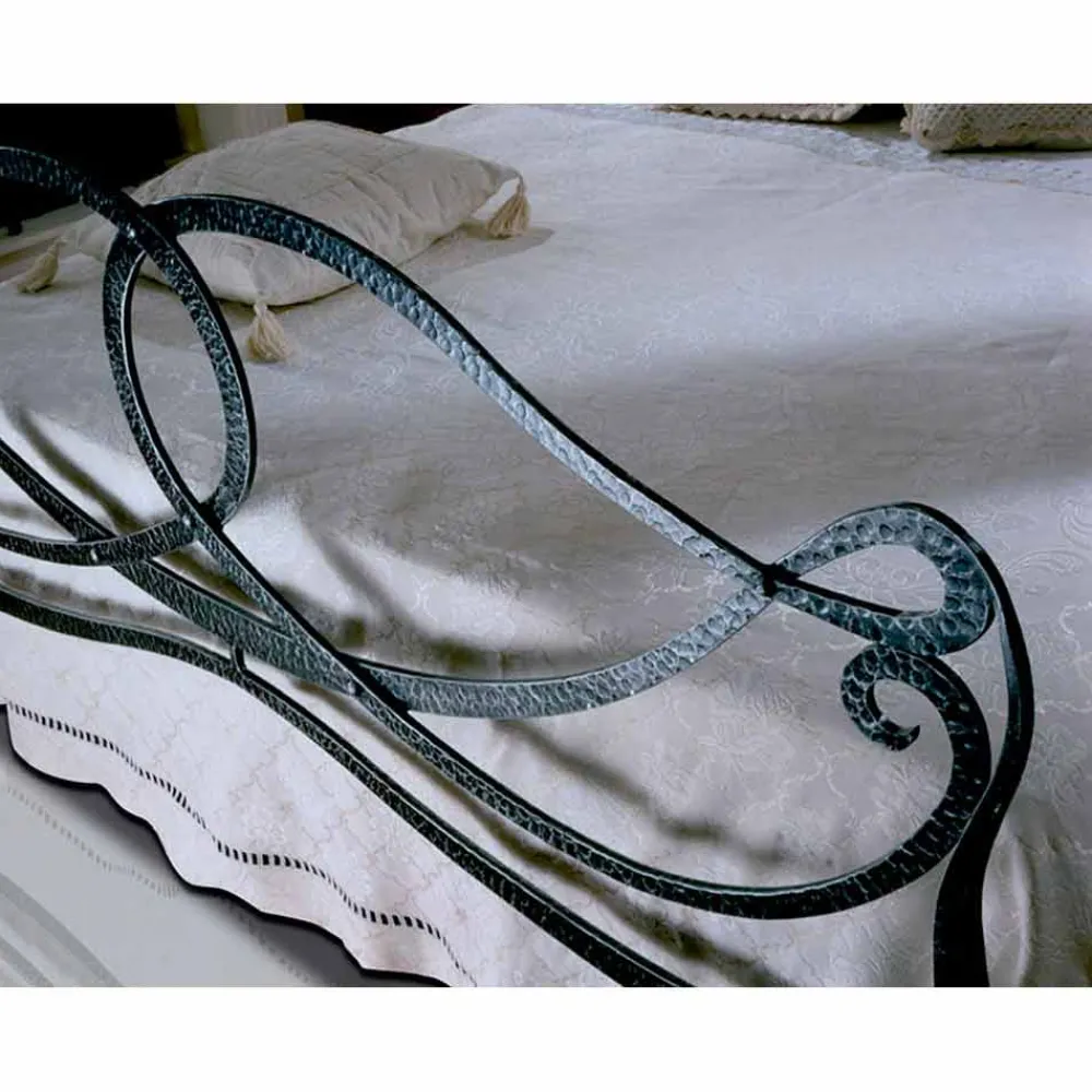 Viadurini Night Design Maßgeschneiderte Möbel|Schmiedeeisen Doppelbetten-Orchidea Doppelbett aus Schmiedeeisen in Design