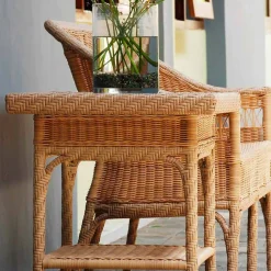 Viadurini in the Garden Garten Beistelltisch-Outdoor Beistelltisch 56x56cm aus Polyethylen handgeflochten Chad