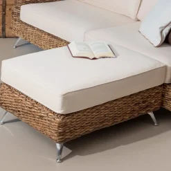 Viadurini in the Garden Garten Beistelltisch-Outdoor-Couchtisch-Hocker aus Bananengeflecht mit Kissen - Legolas