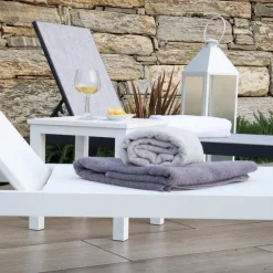 Viadurini in the Garden Sonnenliegen-Outdoor-Liege aus Aluminium und Textilene mit 2 Rädern - Kostüm