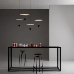 Viadurini Lighting Designer Pendelleuchten-Pendelleuchte aus Aluminium mit weißer Platte und schwarzem Kegel - Padel
