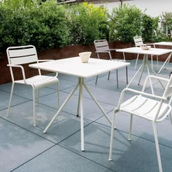 Viadurini in the Garden Gartentische Fest-Quadratischer Gartentisch aus verzinktem Stahl Made in Italy - Ralph