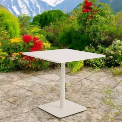 Viadurini in the Garden Gartentische Aus Aluminium-Quadratischer Tisch 80x80 cm Outdoor aus Beige Aluminium - Alfresco