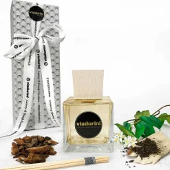 Viadurini Home Fragrance Keep Calm-Raumduft Oud Wood 500 ml mit Stäbchen - Ventodisardegna