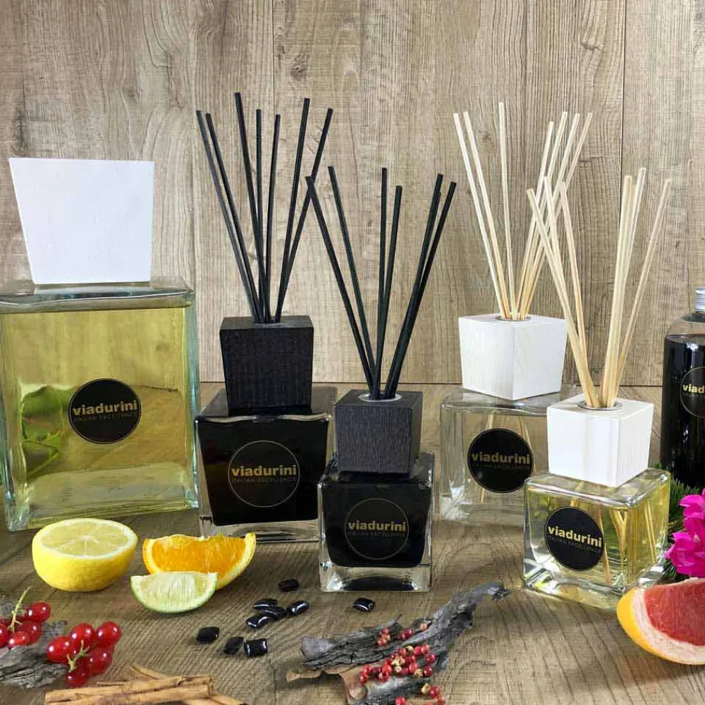 Viadurini Home Fragrance New Energy-Raumduft Vanille und Mou 2.5 Lt mit Stäbchen - Sabbiadelsalento