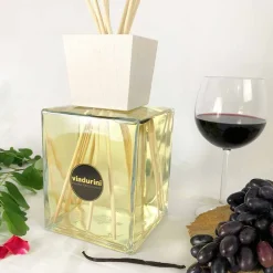 Viadurini Home Fragrance New Energy-Raumduft Wildes Muss 2,5 Lt mit Stäbchen - Terradimontalcino