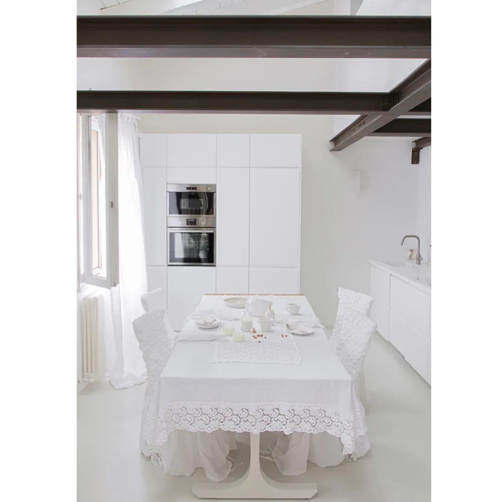 Viadurini Textile Tischdecken-Rechteckige Tischdecke aus Leinen und Spitzenbaumwolle im Luxusdesign - Olimpia