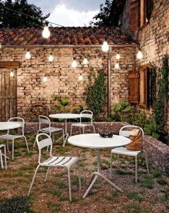 Viadurini in the Garden Garten Beistelltisch-Runder Tisch aus Metall und Blech für den Außenbereich Made in Italy - Alberic