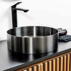 Viadurini Bathroom Metallwaschbecken-Rundes Aufsatzwaschbecken aus Edelstahl in verschiedenen Ausführungen – Fiordaliso
