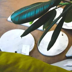 Viadurini Kitchen Küchenzubehör-Rundes Design Weiß Carrara Marmor Schneidebrett Made in Italy - Mascha