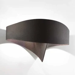 Selene Venezia Moderne Wandleuchten-Selene Scudo Wandleuchter aus lackiertem Stahl in modernem Design