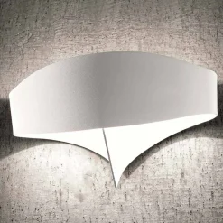 Selene Venezia Moderne Wandleuchten-Selene Scudo Wandleuchter aus lackiertem Stahl in modernem Design