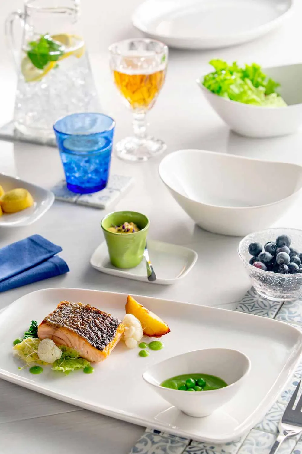 Viadurini Kitchen Teller Set-Servierteller zum Mittagessen oder modernes Porzellan 14 Stück - Nalah