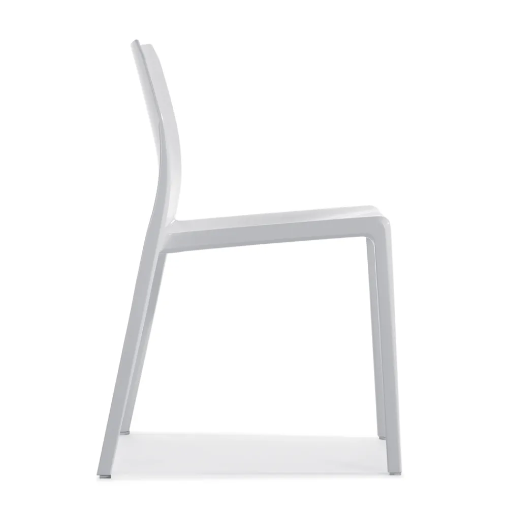 Viadurini in the Garden Gartenstühle Kunststoff-Set mit 4 Außen- und Innenstühlen aus Polypropylen in verschiedenen Farben – gebaut