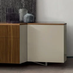 Viadurini Living Sideboards-Sideboard aus Mdf mit 2 Türen und 2 hervorstehenden Schubladen schräge Seiten - Caspiter